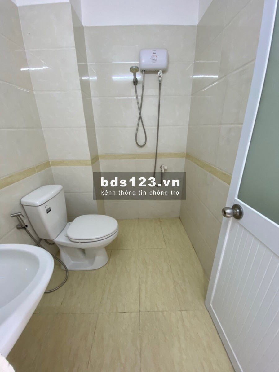 Chung cư mini có gác có thể ở tối đa 4 người - đầy đủ nội thất Thống Nhất GV