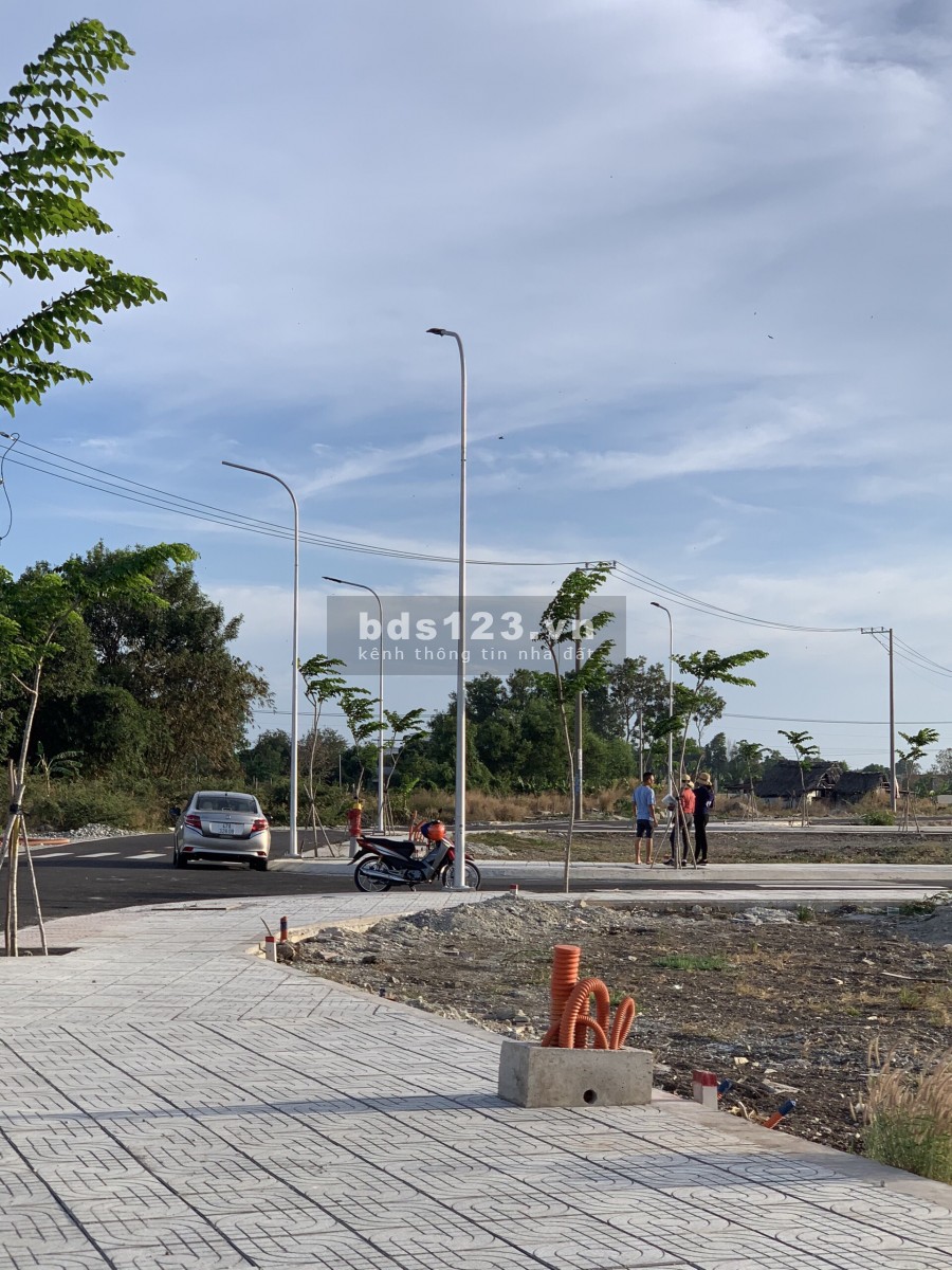 Bán lô đất hướng Nam xây dựng ở, gần đường số 4 Bà Rịa