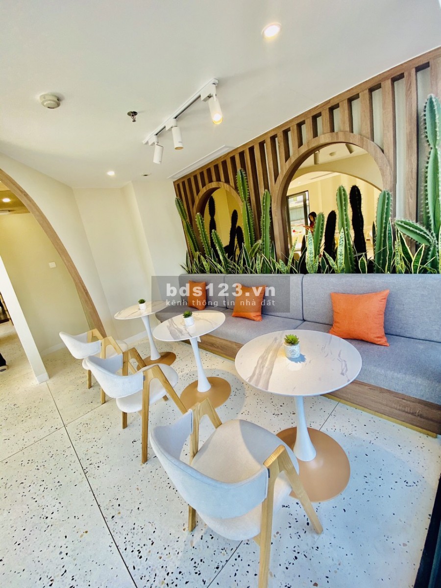 Bán căn shophouse dtsd 180m2, 2 lầu 1 lửng, chỉ cần 2.2 tỷ, nhận nhà trả tiếp sổ hồng vĩnh viễn