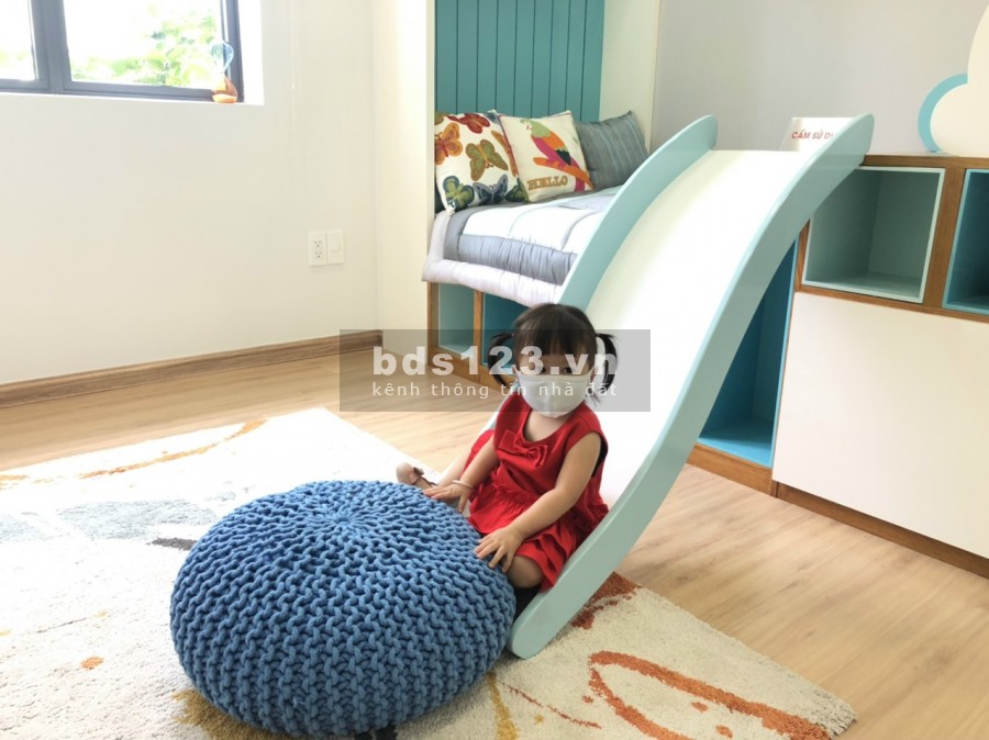 Bán căn shophouse dtsd 180m2, 2 lầu 1 lửng, chỉ cần 2.2 tỷ, nhận nhà trả tiếp sổ hồng vĩnh viễn