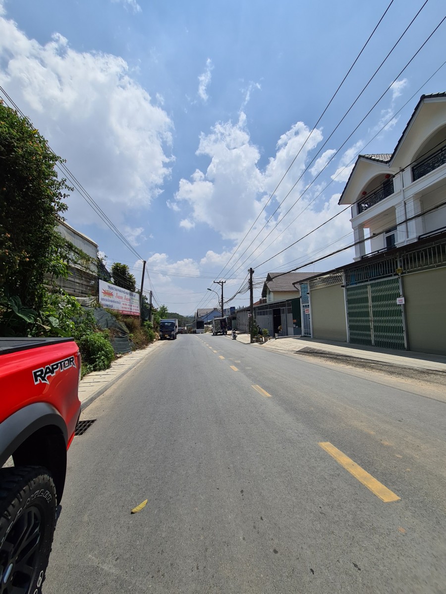 Bán nhà tặng nội thất sang trọng, view đẹp Đà Lạt (Chỉ còn 2 căn)