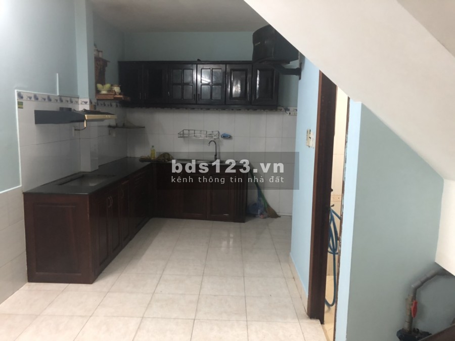 Cho thuê nhà 1 trệt + 2 lầu 3pn Hẻm 701 Trần Xuân Soạn, Quận 7
