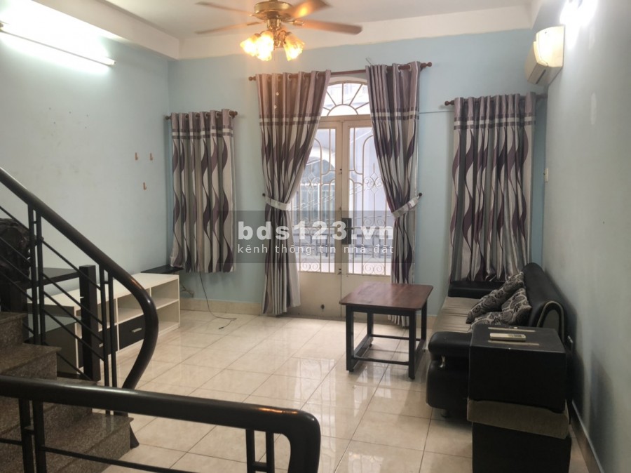 Cho thuê nhà 1 trệt + 2 lầu 3pn Hẻm 701 Trần Xuân Soạn, Quận 7