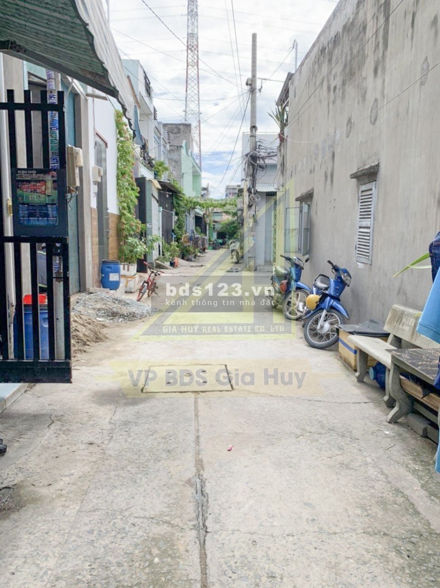 Bán nhà Hồ Văn Long, kp3, phường Tân Tạo, quận Bình Tân