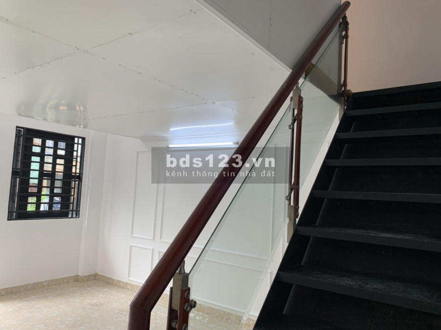 Bán nhà Hồ Văn Long, kp3, phường Tân Tạo, quận Bình Tân