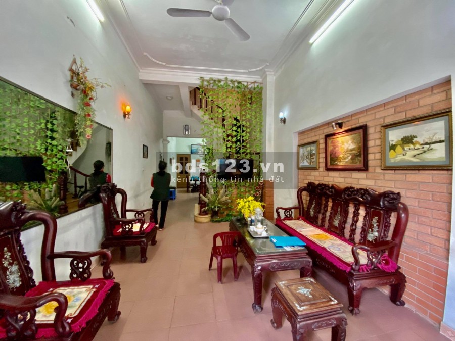 Bán nhà Hoàng Mai, 35M2, 5 tầng, OTO, KINH DOANH , 2 tỷ nhỉnh