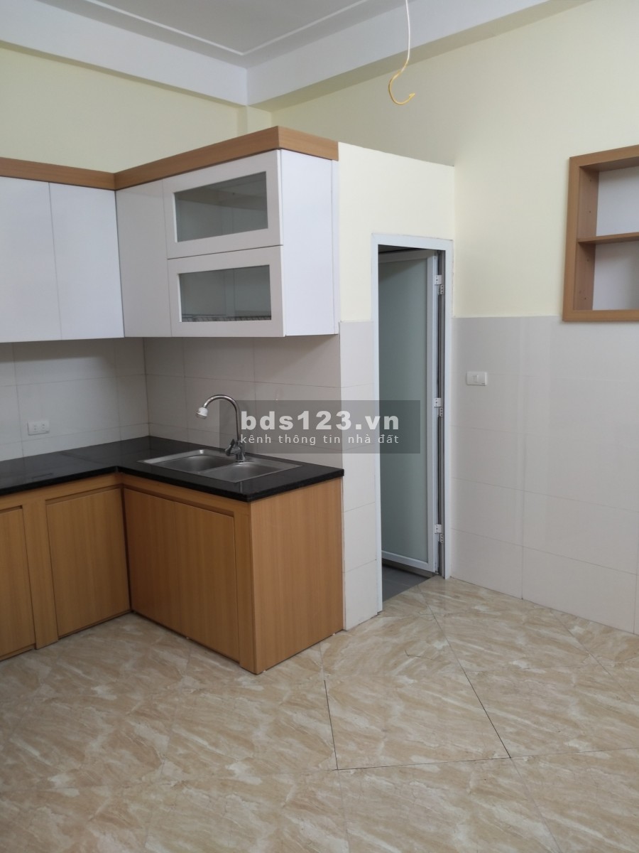 Siêu phẩm có 1 0 2 đường Hoàng Mai 37m2 x 4 Tầng, ô tô vô tận ngõ, giá 3.5 Tỷ