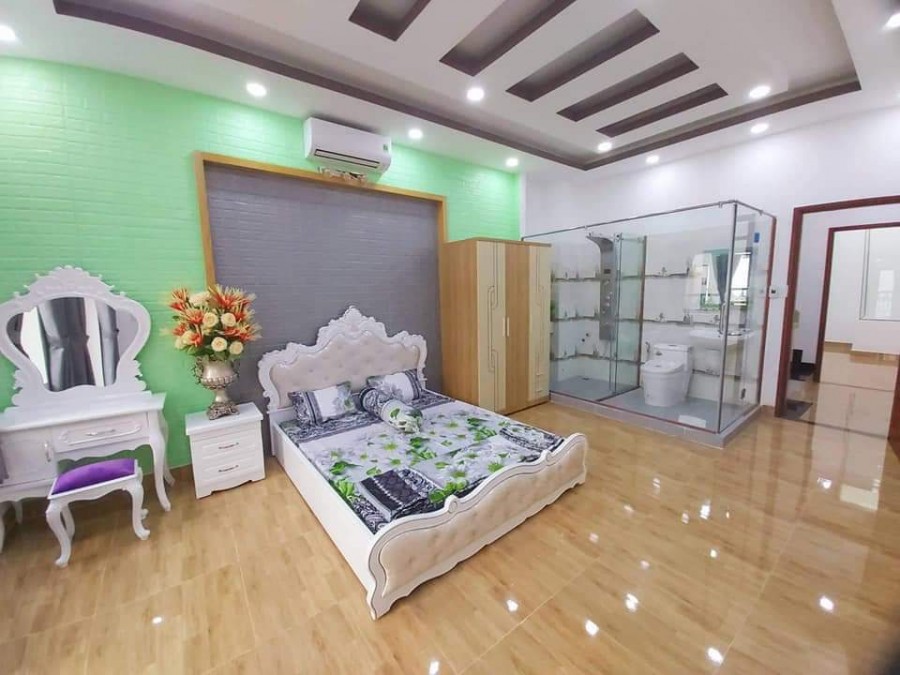 Bán nhà hẻm xe tải, tặng nội thất toàn gỗ quý hiếm, 1 lầu, mới xây chỉ 4,9 tỷ