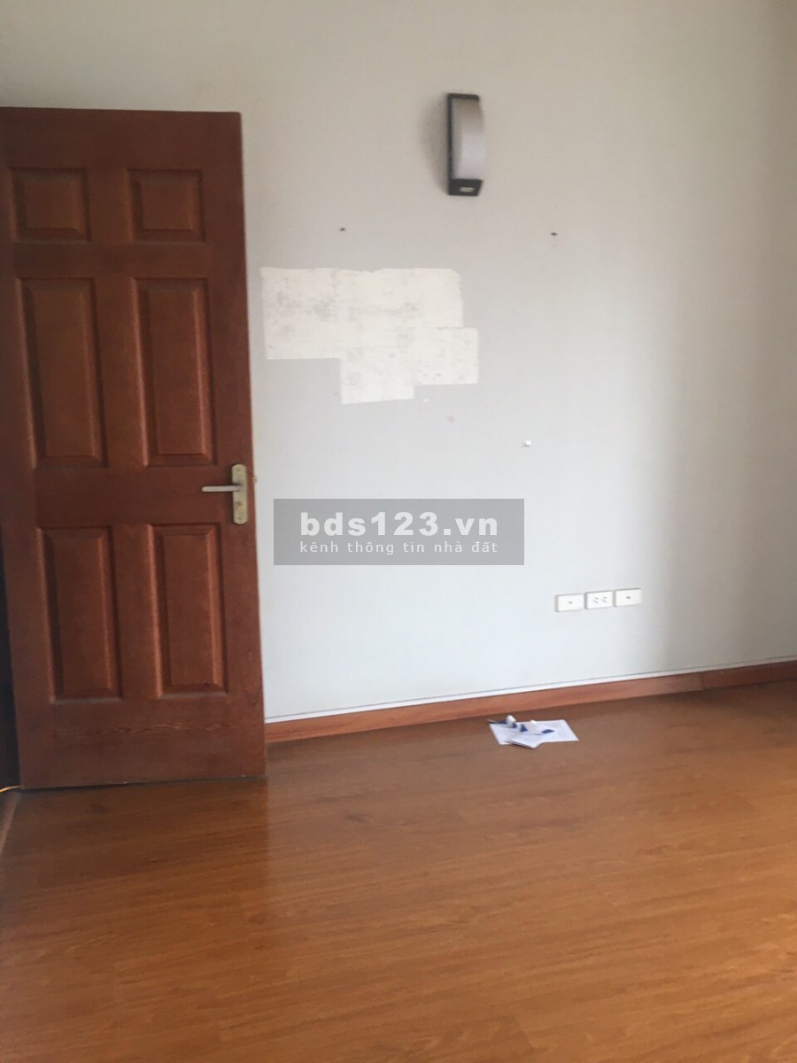 Cho thuê Chung cư Sakura Vũ Trọng Phụng 2 ngủ cơ bản 9 triệu. Lh 0377983070