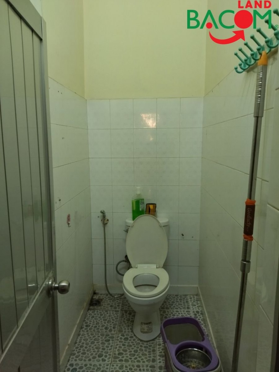 Bán nhà 1T1L , bên Hông Siêu Thị Big C Ngã 3 Vũng Tàu,Long Bình Tân,Biên Hòa $ 5.8 tỷ