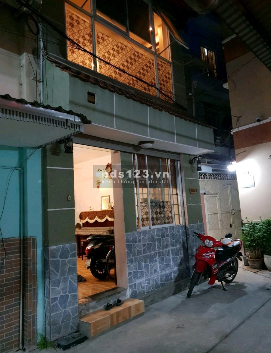 Nhà đẹp Quận 1 vào ở ngay, thích hợp kd online, sát mặt tiền Hai Bà Trưng, ngay chợ tân định, 15tr
