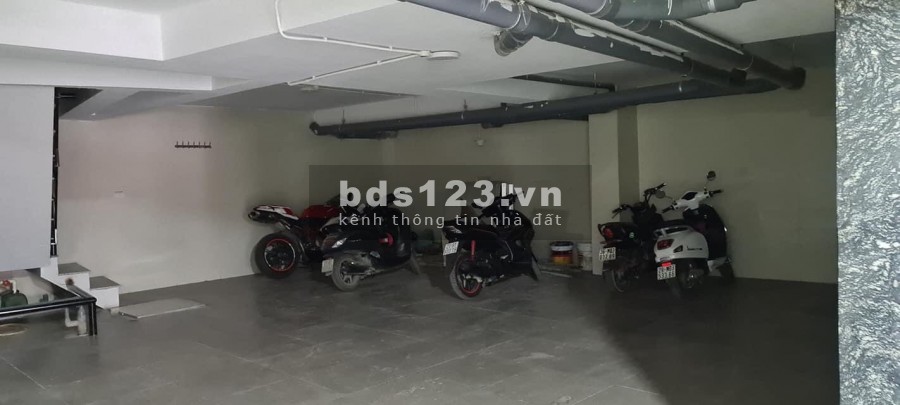 Bán nhà Lê Đức Thọ 160m2,7tầng, MT 7.6m, oto tránh, giá chỉ 29 tỷ.