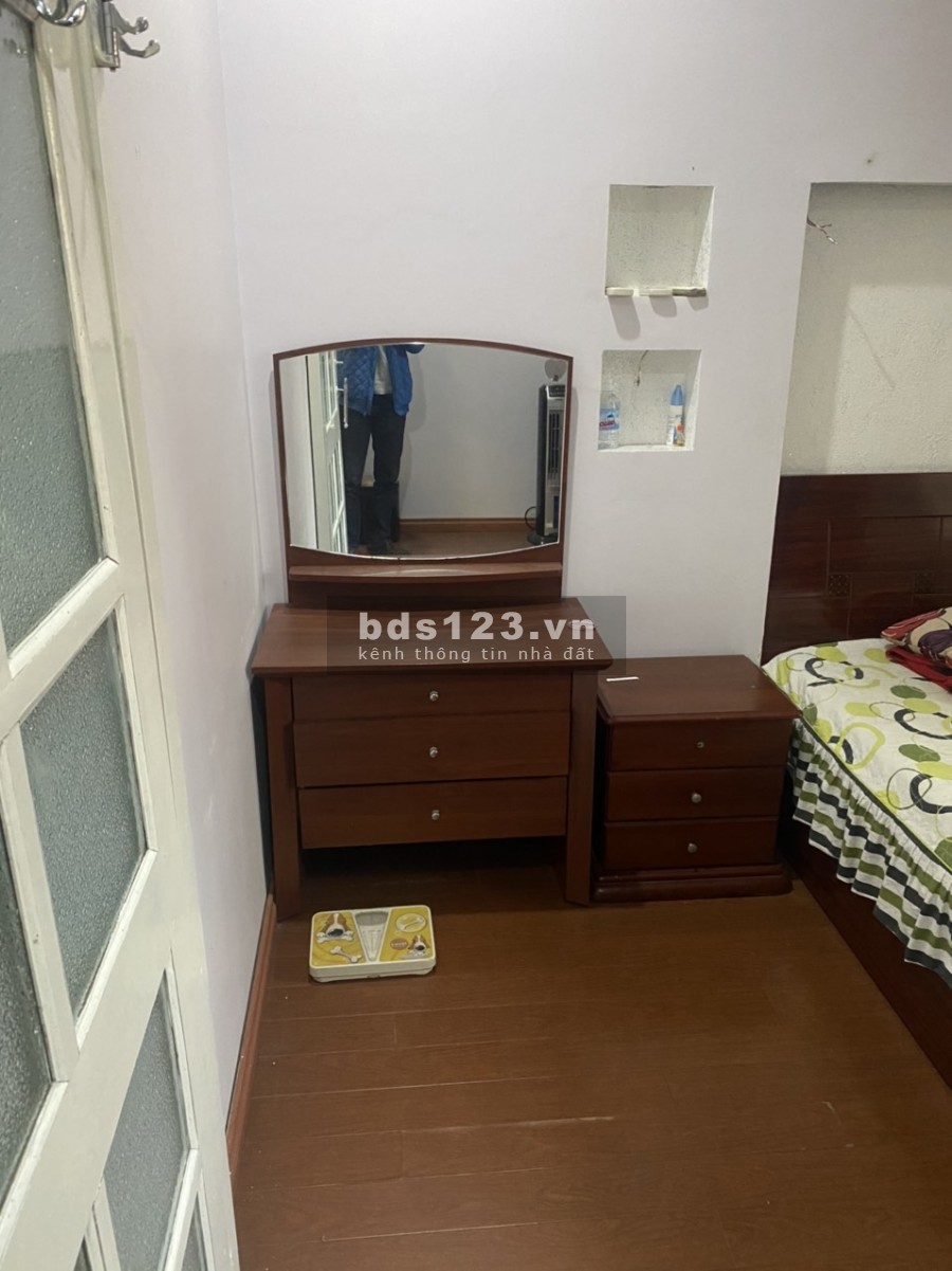 Cần cho thuê căn hộ chung cư tập thể