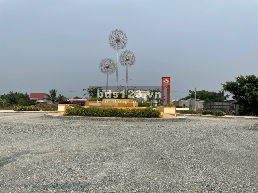 Đất nền liền kề sân golf Tân Mỹ - Long An của tập đoàn Trần Anh, SHR, diện tích đa dạng, giá chỉ từ 10tr- 16tr/m2.
