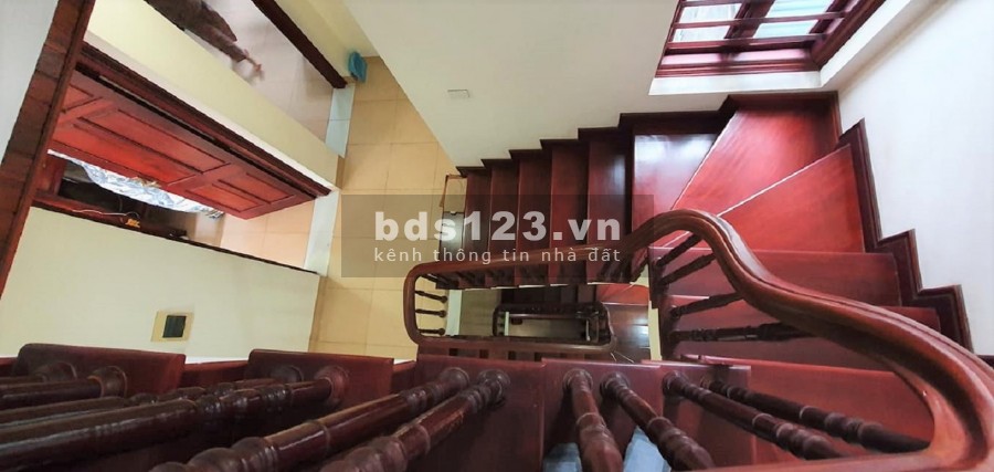 Bán biệt thự Nguyễn Trãi, vỉa hè, ô tô, KD. 198m2 4T 21 tỷ