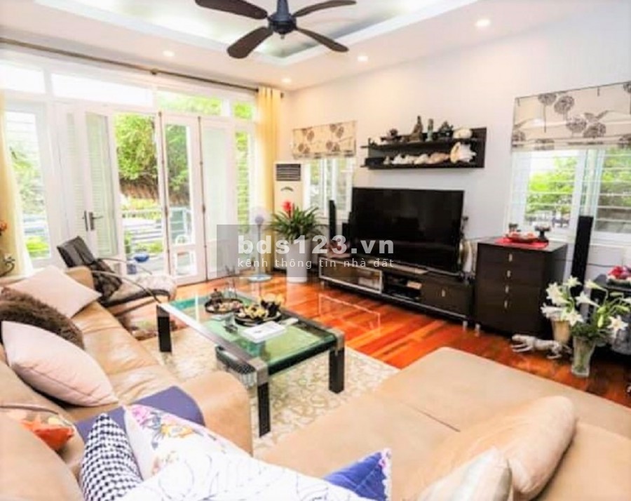 Bán biệt thự Nhân Chính, Thanh Xuân. Vỉa hè, ô tô, 3 thoáng. 163m2 4T 23 tỷ