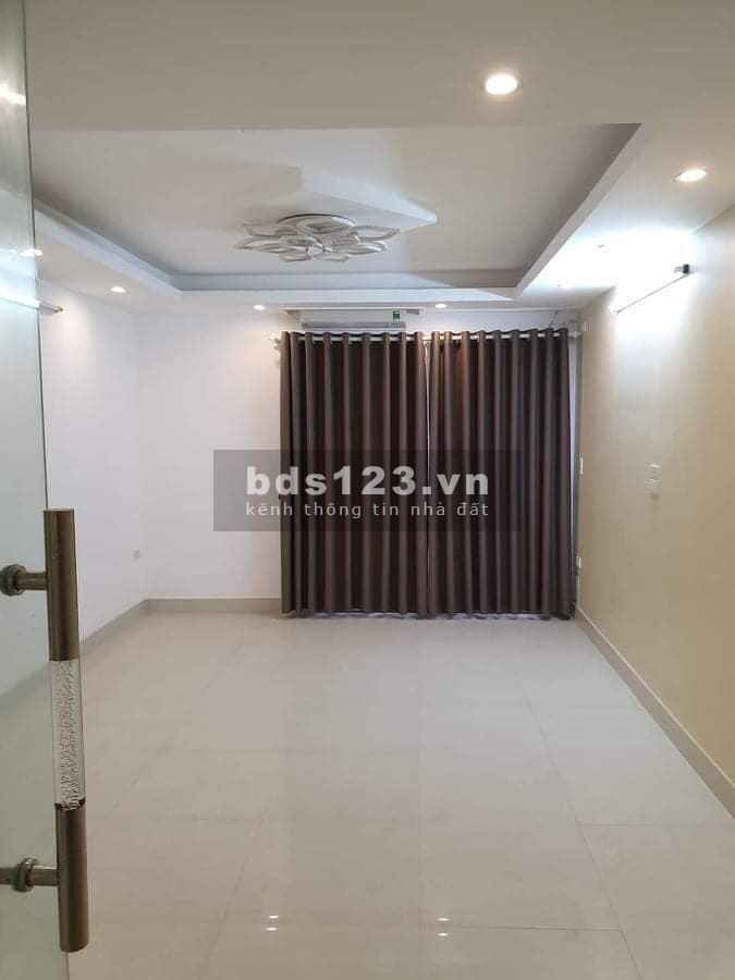 Cần bán gấp CH tập thể Tân Mai giá 900 triệu, 52m2, Nội thất cơ bản