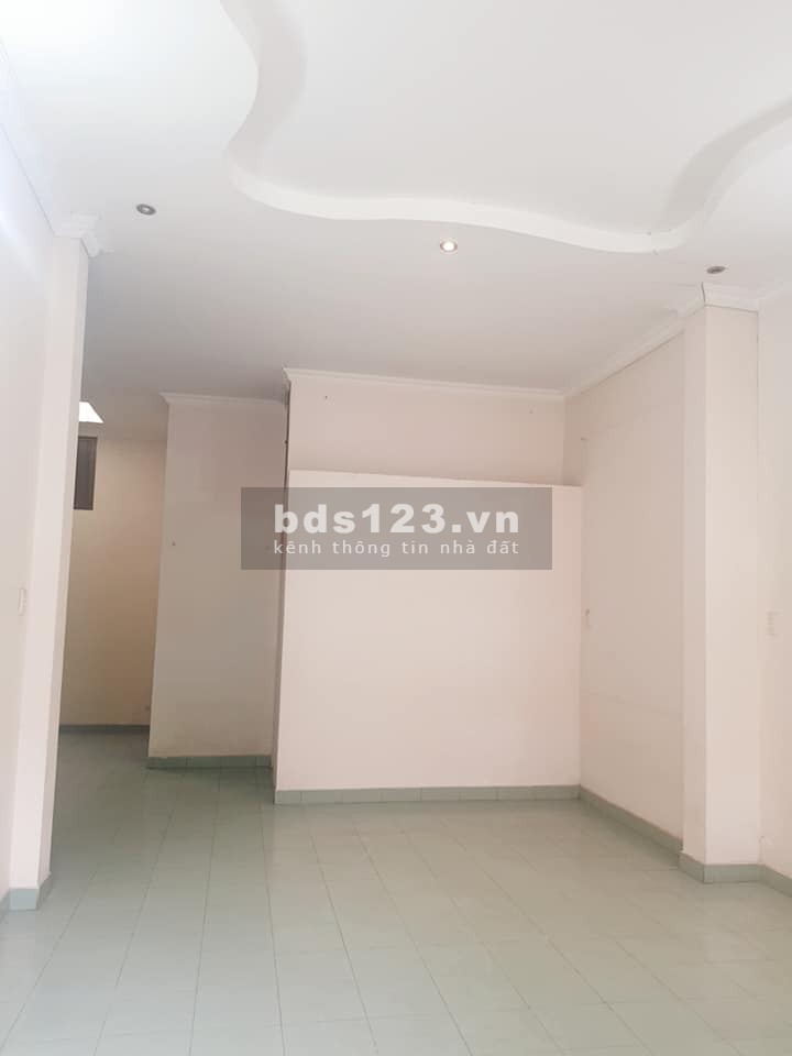 Bán Nhà Phố Đường Lê Trực Quận Bình Thạnh. DT: 108m2. LH: 0932155399.