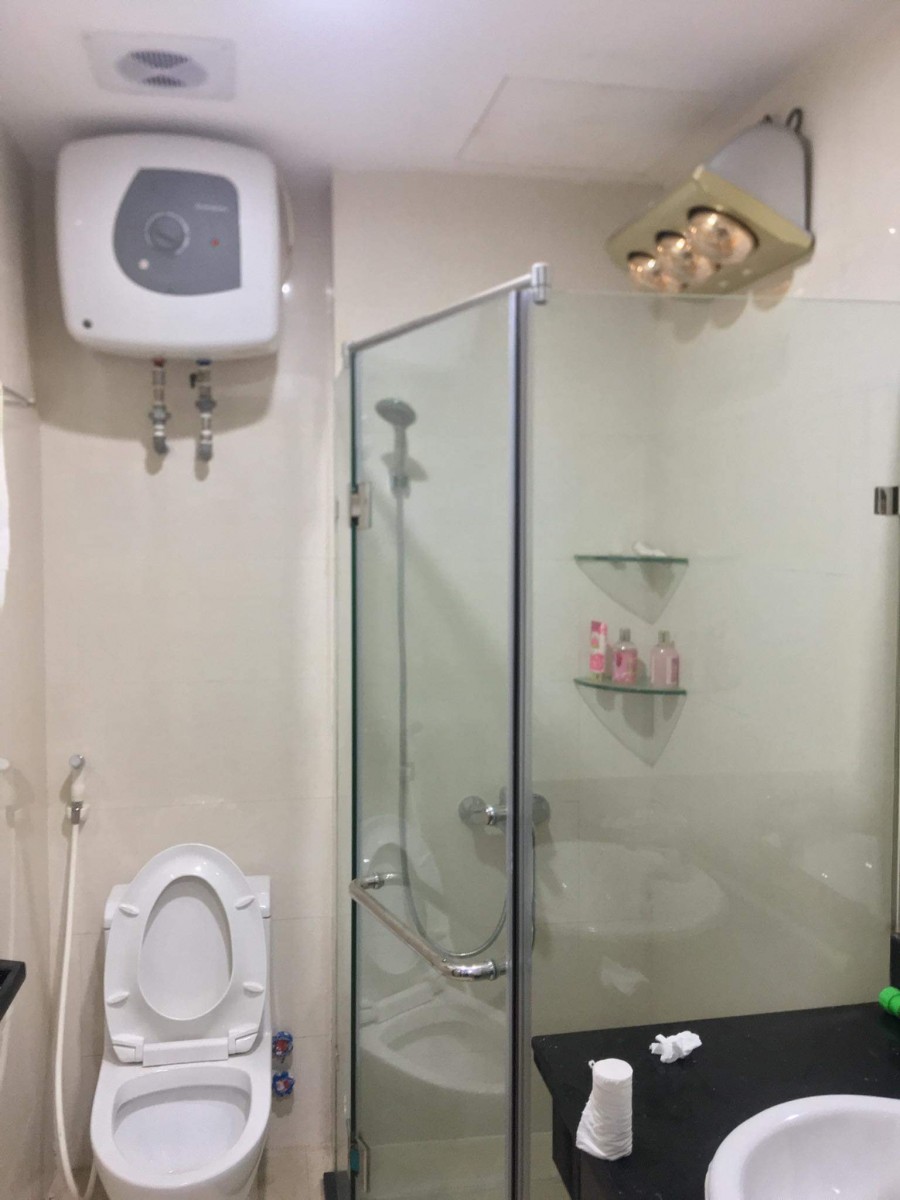 Siêu Hiếm Cần Bán Nhà Đẹp Ngõ Ô Tô Sổ Hoa Hậu Cầu Giấy, 43m, 4 Tầng, Mt 3.6, giá 4.35 Tỷ
