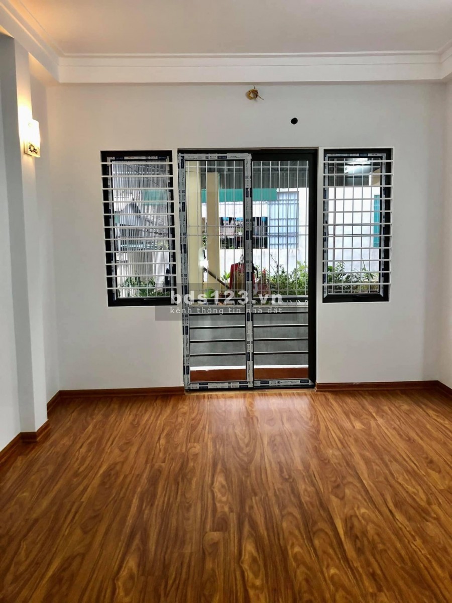 BÁN NHÀ MỚI PHỐ ĐỊNH CÔNG HẠ NGÕ THÔNG DT 32M2 5 TẦNG GIÁ 3TỶ2