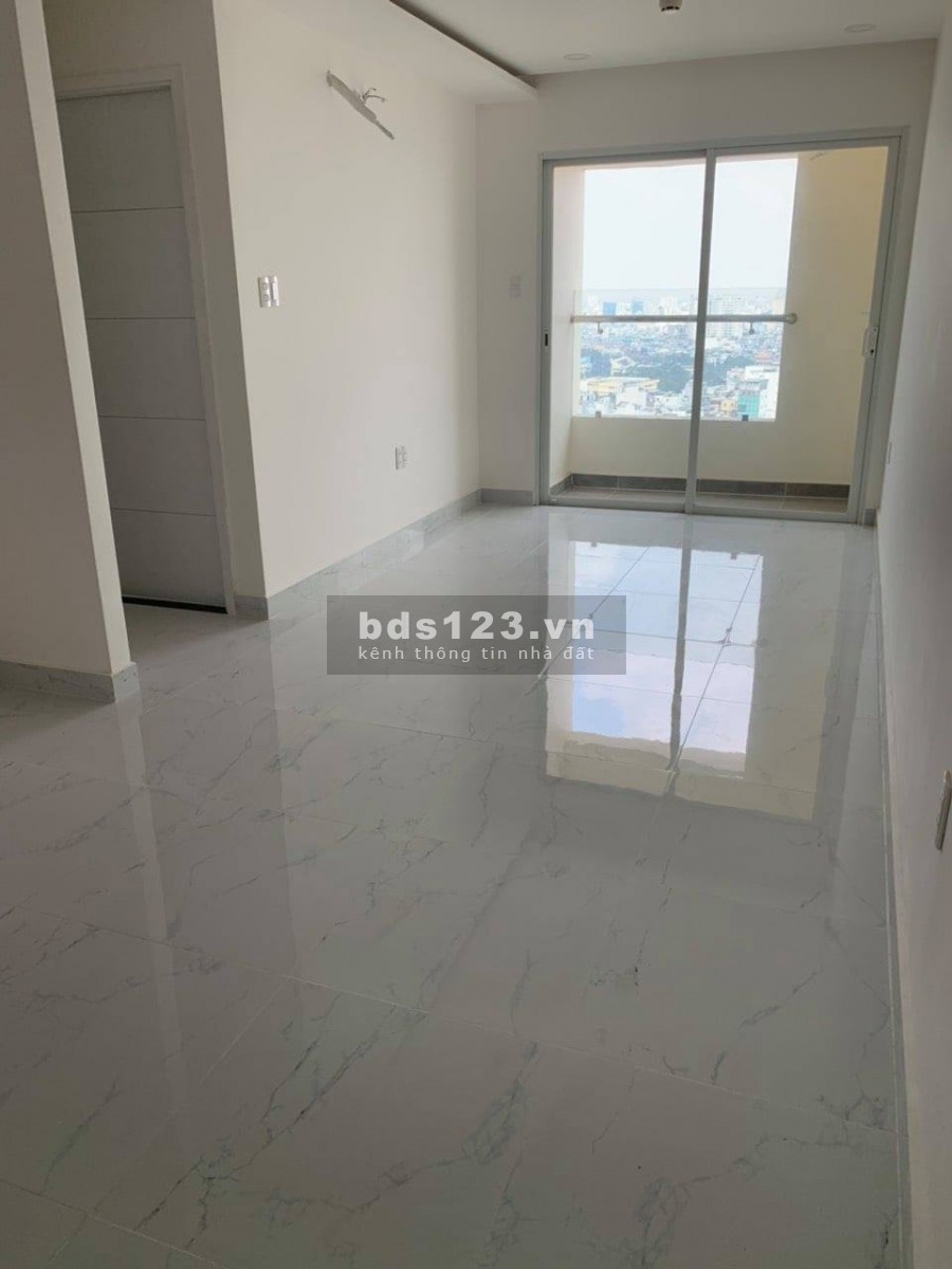 Cho thuê căn hộ 2PN-1WC nội thất cơ bản Chung cư Terra Royal Quận 3 giá chỉ 13tr/th(rẻ nhất). LH 0932 192 028 - Ms.Mai để xem