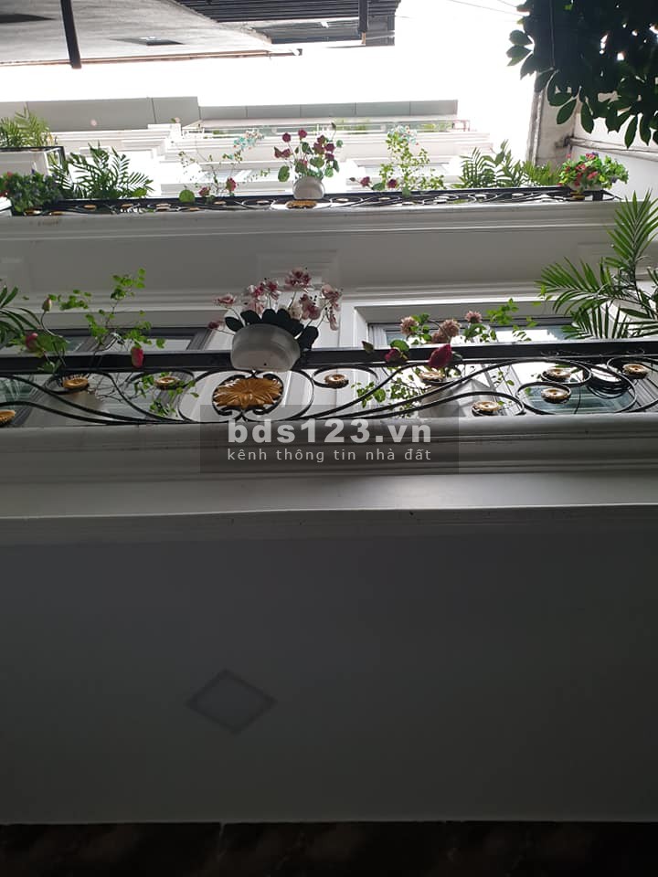 Bán nhà Doãn Kế Thiện Cầu Giấy 50m 5 tầng 6.8 tỷ