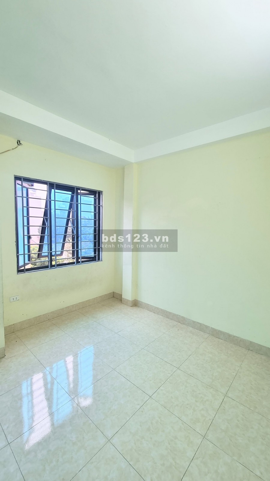 Nhà Thụy Phương trung tâm Bắc Từ Liêm ô tô đỗ cửa nhà mới xây đẹp long lanh
