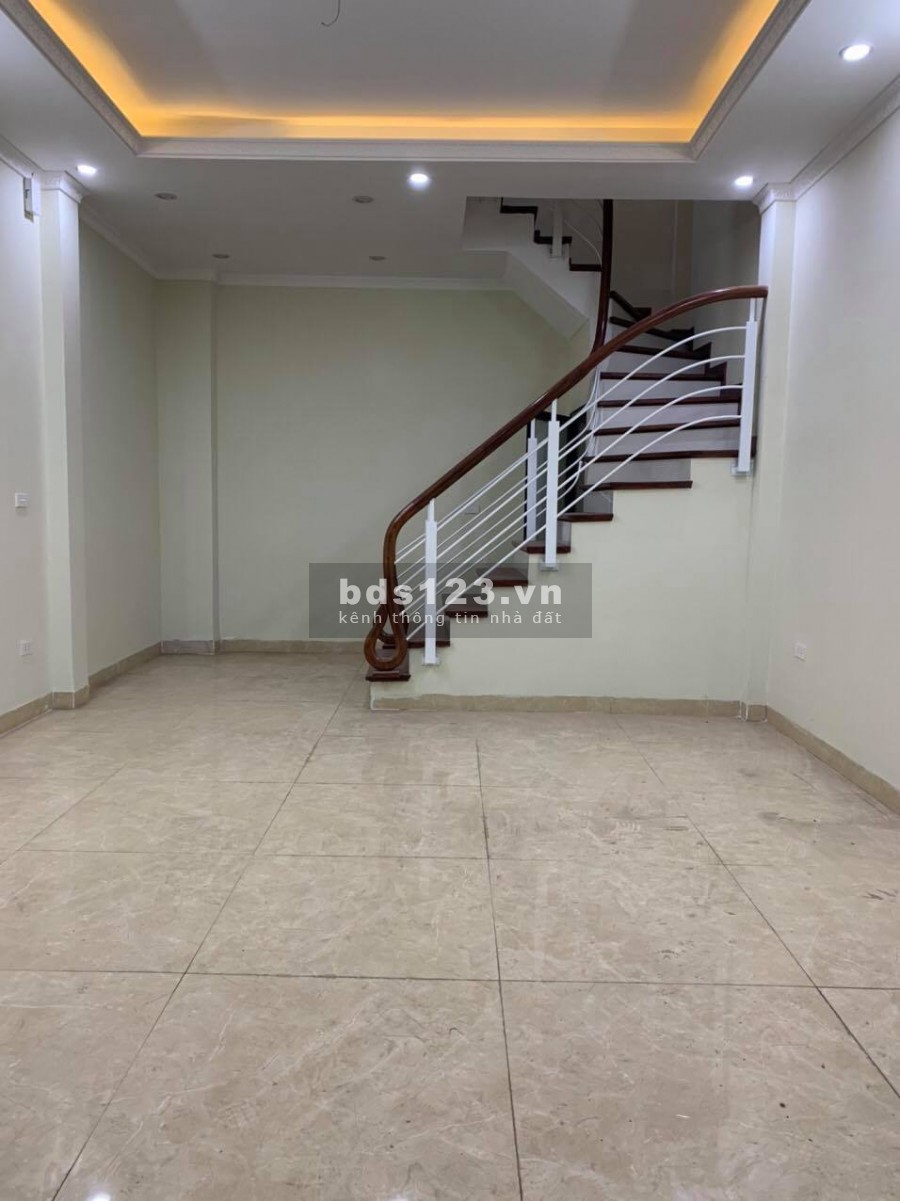 Bán nhà mặt ngõ cách ô tô 10m Khương Trung-Vũ Tông Phan,30m x4 Tầng ,Giá 4 Tỷ