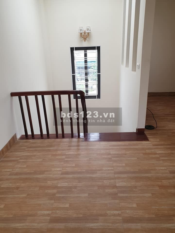 Bán nhà Doãn Kế Thiện Cầu Giấy 50m 5 tầng 6.8 tỷ