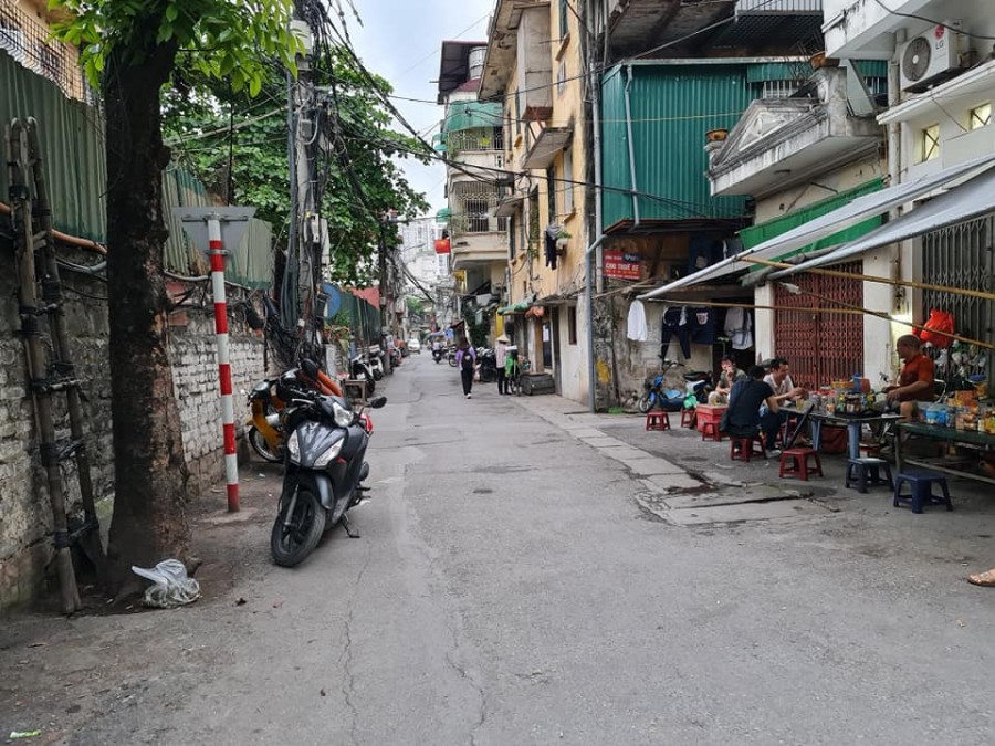 Bán nhà Nguyễn Trãi, lô góc, Kinh Doanh, oto vào nhà 40m, 4 tầng chỉ 8 tỷ