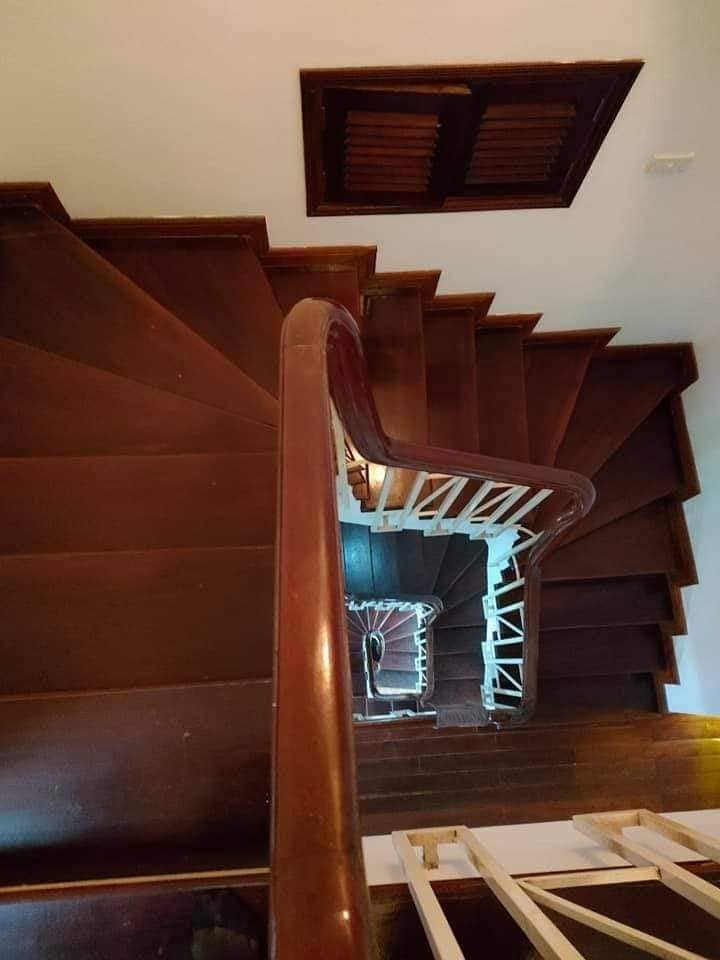 Bán Nhà Đẹp 50m2 x 5 Tầng, Ô Tô, Kinh Doanh Phố Trung Kính To Chỉ 7.65 Tỷ.
