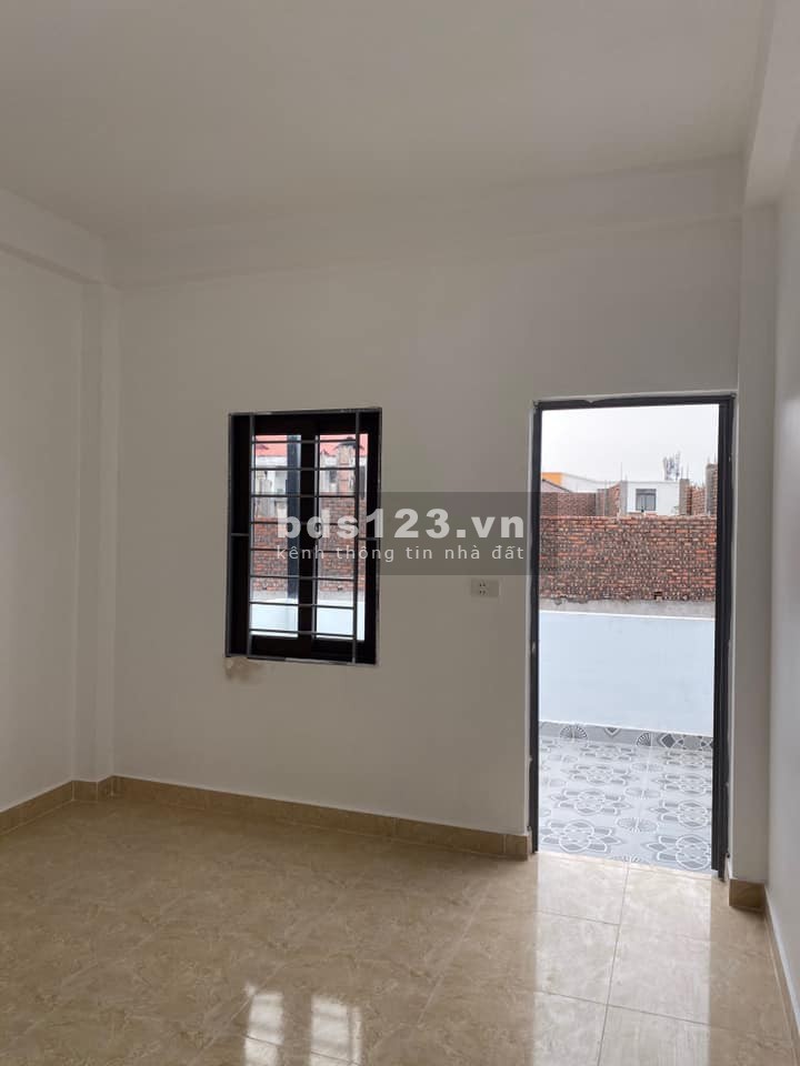 Bán Gấp Nhà Mới Phố Trương Định, 35m2x5TxMT4m, giá 3,2 tỷ.