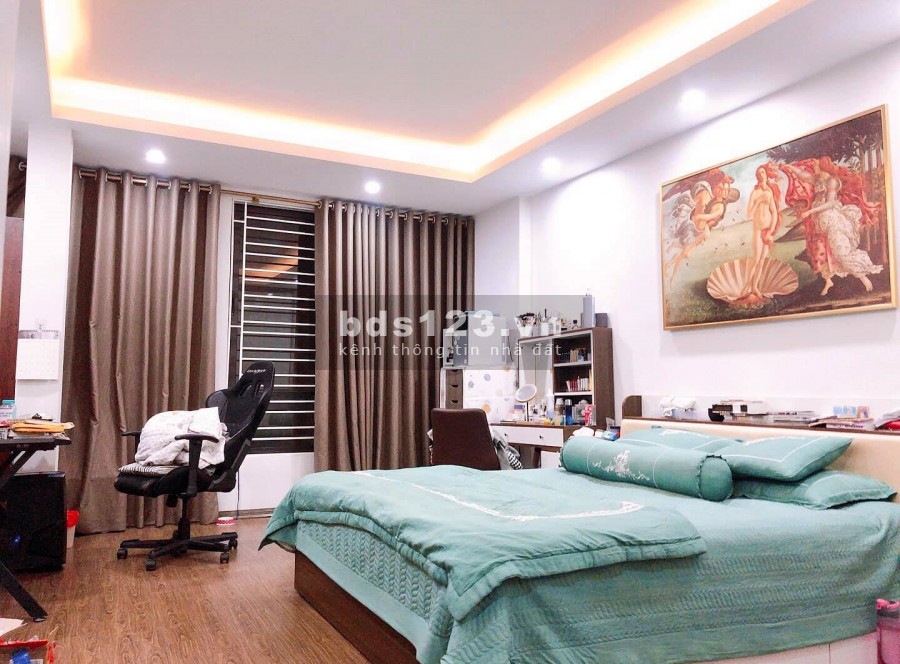 Bán nhà Long Biên Bồ Đề 52m2 Mặt ngõ ô tô Ngõ thông Gần phố giá chỉ nhỉnh 4 tỷ