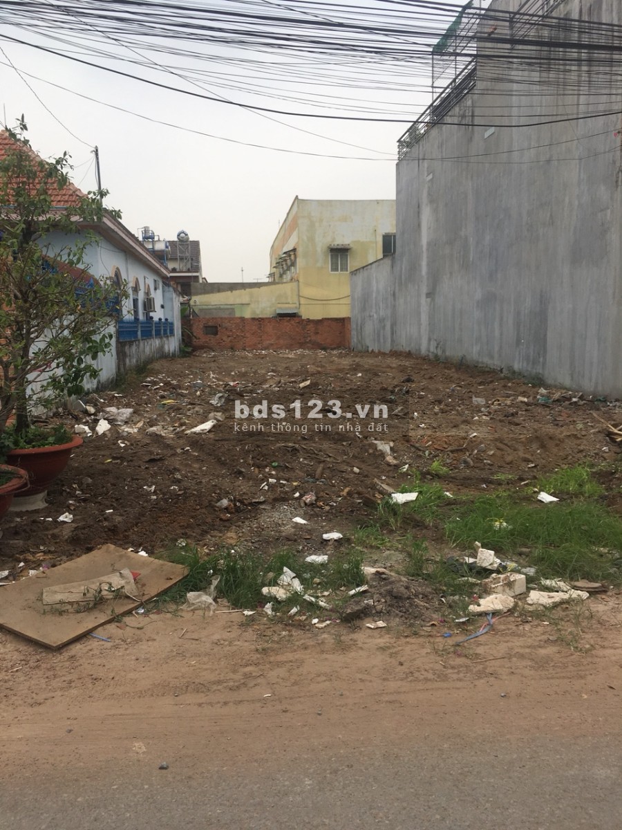 Đất mặt tiền Hồ Văn Huê diện tích 5,5x28,5 giá 620 triệu