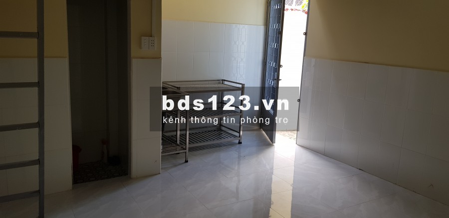 Phòng cho thuê giá rẻ, 20m2 quận 12,gần ngã tư tân thới hiệp.