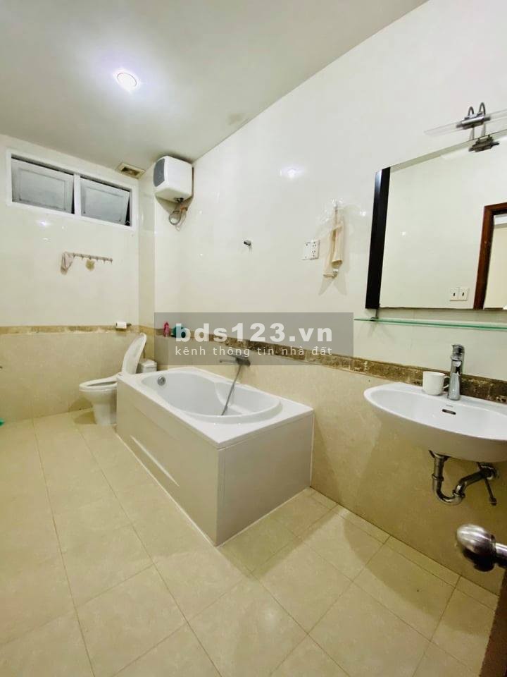 Nhà mặt tiền 117m2 Rộng bề thế 5,2m cực hiếm phường 4 Quận Tân Bình