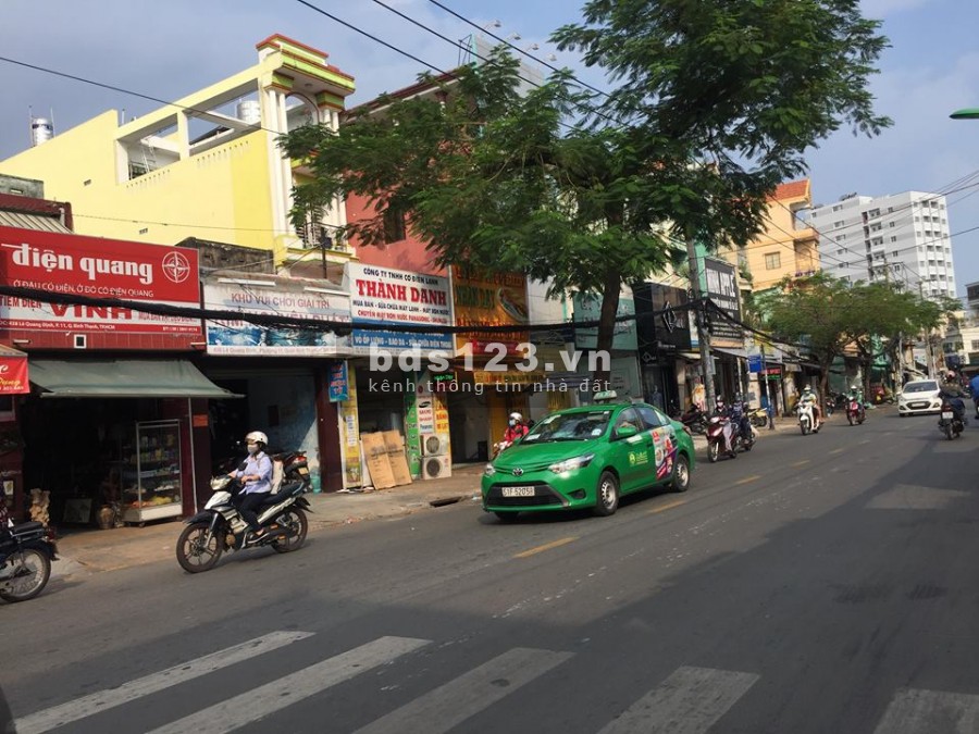 Bán nhà mặt tiền đường Phan Đăng Lưu, Phú Nhuận, HĐT 20tr, giá 13 tỷ