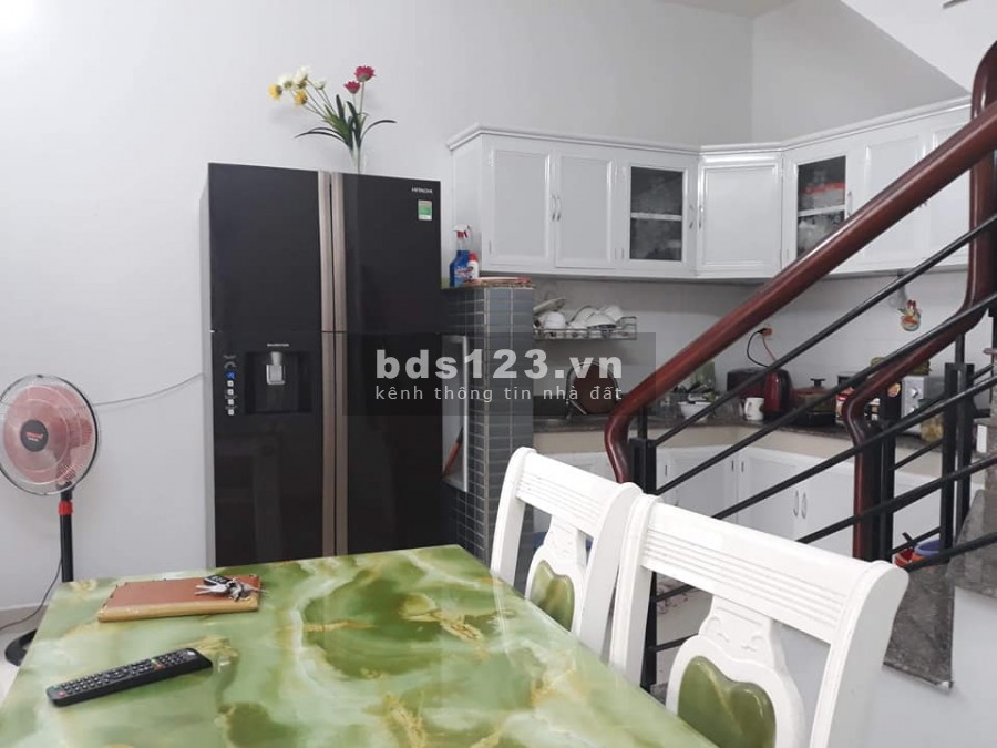 Hạ sập sàn 500 Triệu Chỉ 3 Tỷ 6 Bán nhà HXH 34m2 Lạc Long Quân, Tân Bình