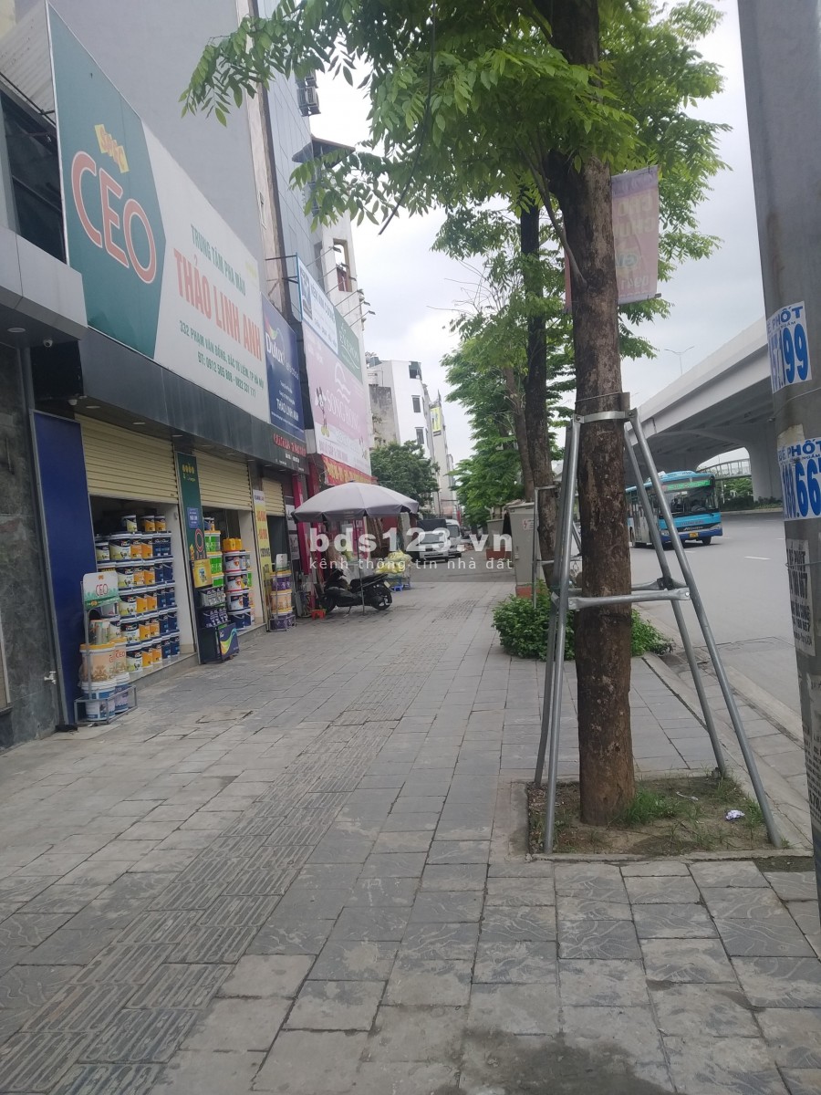 Bán nhà mặt phố Phạm Văn Đồng, Mặt tiền 6m, giá 7.9 tỷ