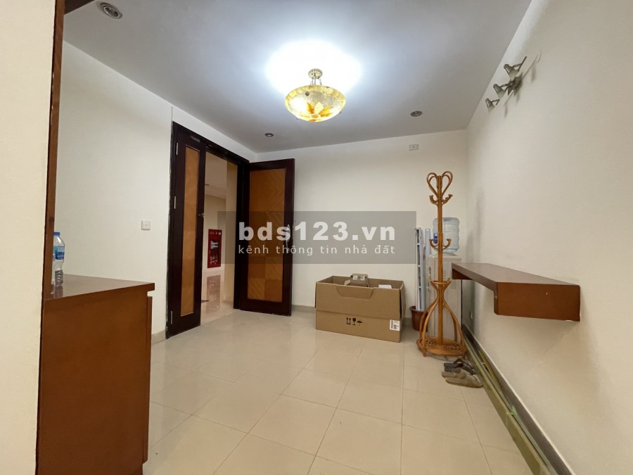 Cho thuê Ciputra- Tầng cao Full nội thất Diện tích rỗng rãi 154m2 Giá chỉ 21 triệu