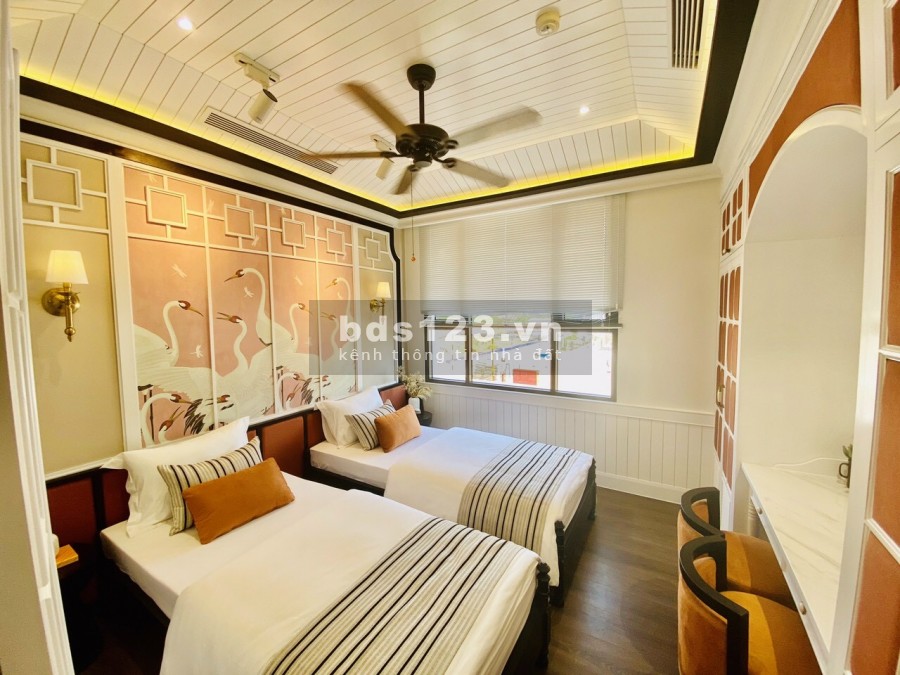 Bán Shophouse 2tầng + 1lửng chỉ 6.9tỷ dân đông sầm uất, SH lâu dài, Lợi nhuận hơn 20tr/tháng