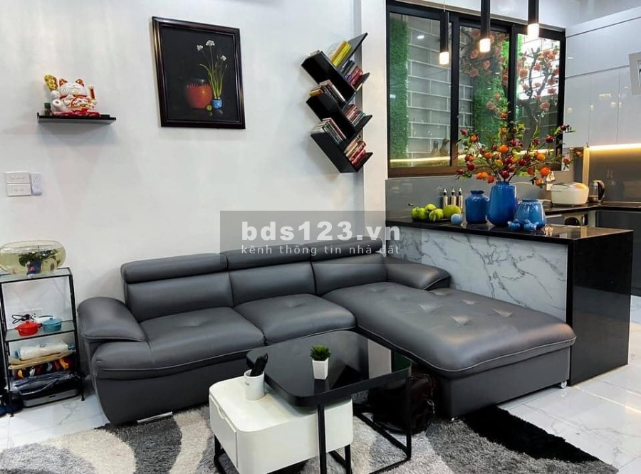 Nhà MT Kinh Doanh Khu VIP Bình Thạnh 5T dt 5x20 giá 14.9 tỷ TL. LH: 0879.193.102