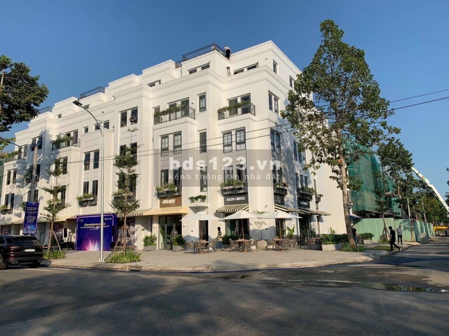 SHOPHOUSE - NHÀ PHỐ NGAY PHỐ ĐI BỘ VÀ HỒ ÁNH SÁNG GIÁ CHỈ 6,5 TỶ/CĂN, THANH TOÁN TRONG VÒNG 25 THÁNG MỖI THÁNG 1%.