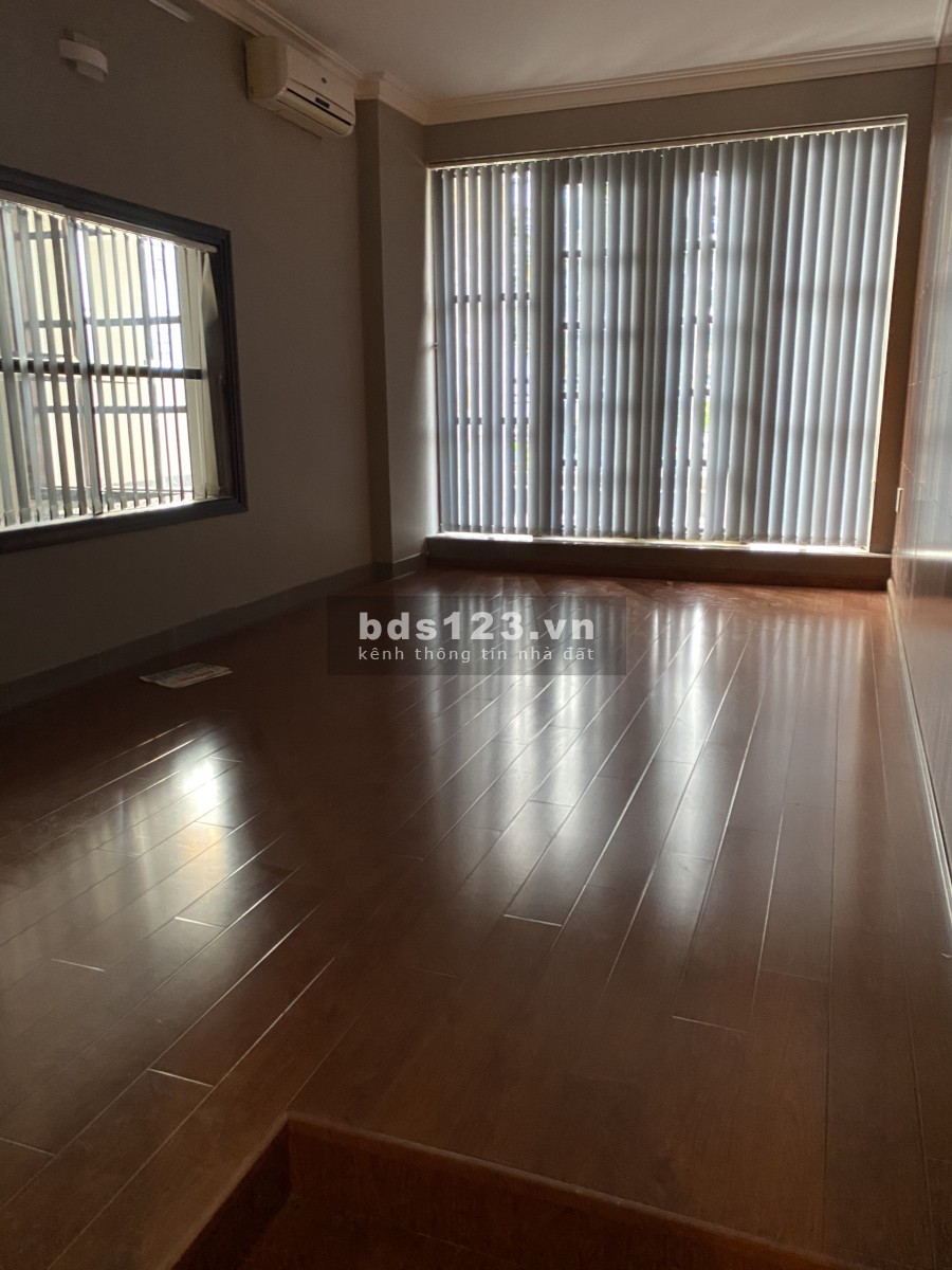 Cho thuê SIÊU Biệt Thự đường Bùi Đình Túy 8x20m Trệt 3 Lầu: Phù Hợp VPCT, SPA