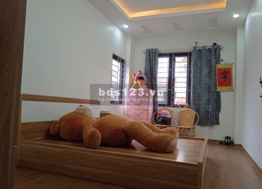 BÁN NHANH NHÀ HOÀNG MAI, LÔ GÓC 32M2 x 5 TẦNG, ĐẸP LONG LANH, GIÁ NHỈNH 3 TỶ