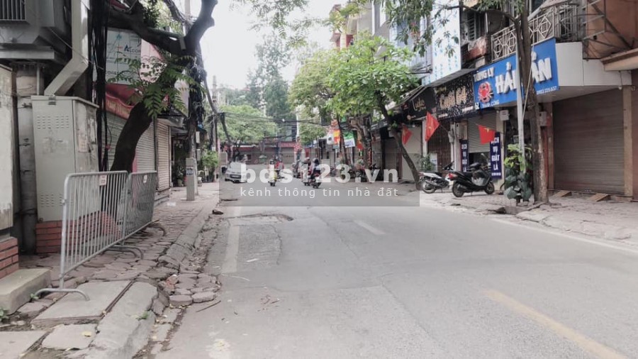 MẶT PHỐ Thành Công, BA ĐÌNH - KINH DOANH VÔ ĐỊCH.chỉ 220tr/m2