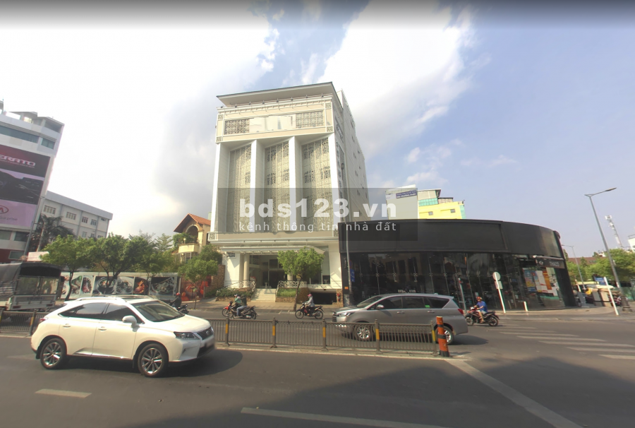 Mặt Tiền, Đường Hậu Giang, Phường 6, Quận 6. DT 10 x 16