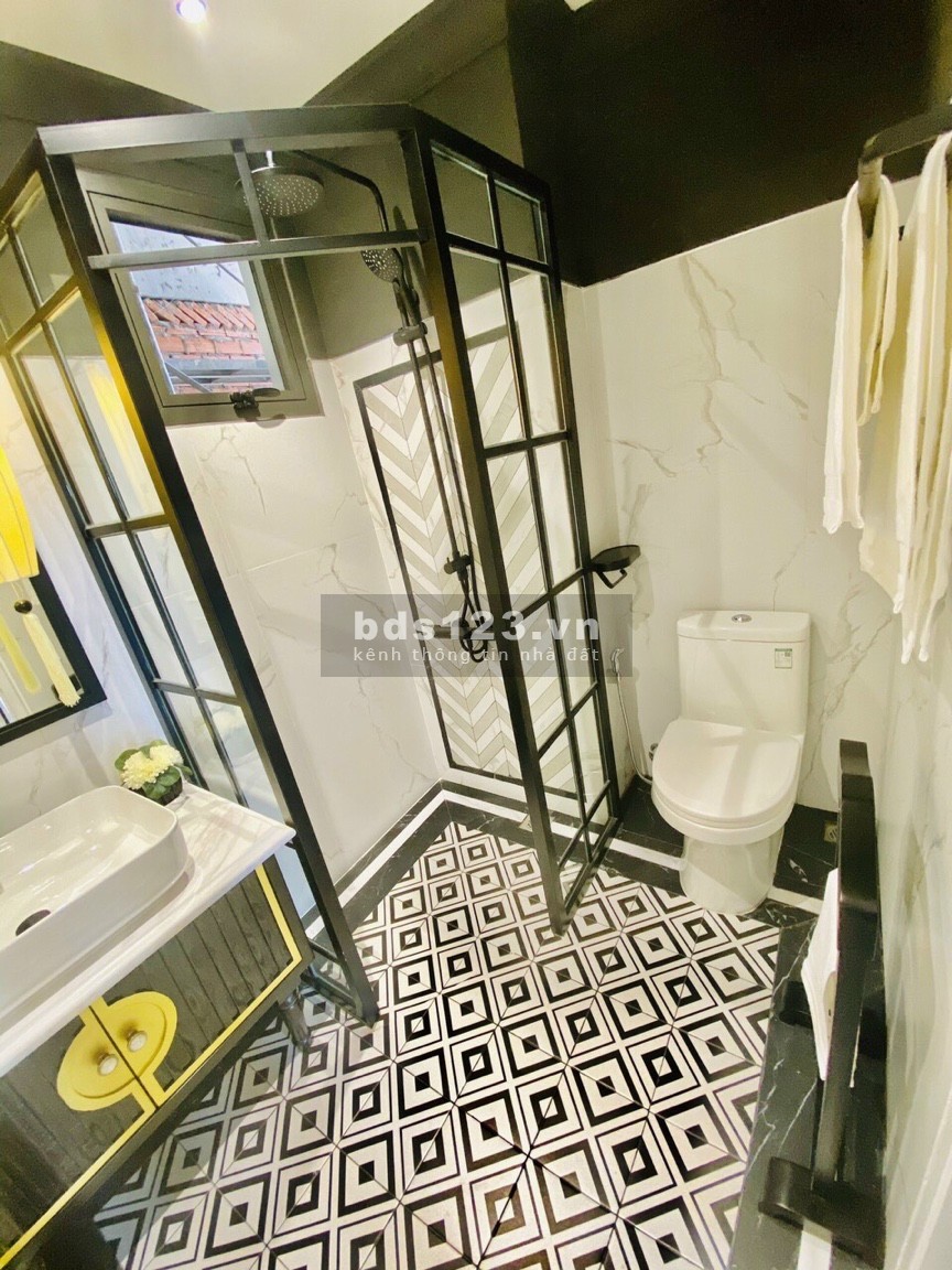 Bán Shophouse 2tầng + 1lửng chỉ 6.9tỷ dân đông sầm uất, SH lâu dài, Lợi nhuận hơn 20tr/tháng