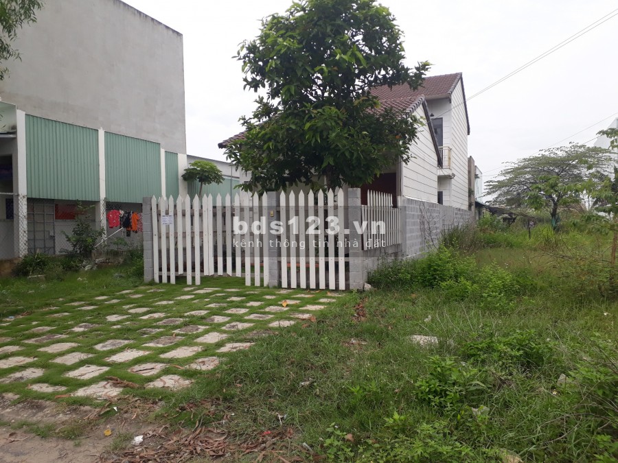 Chính chủ Cho thuê nhà 5x25, 1 trệt 1 lầu, 2 phòng ngủ, sân vườn thoáng mát 9tr