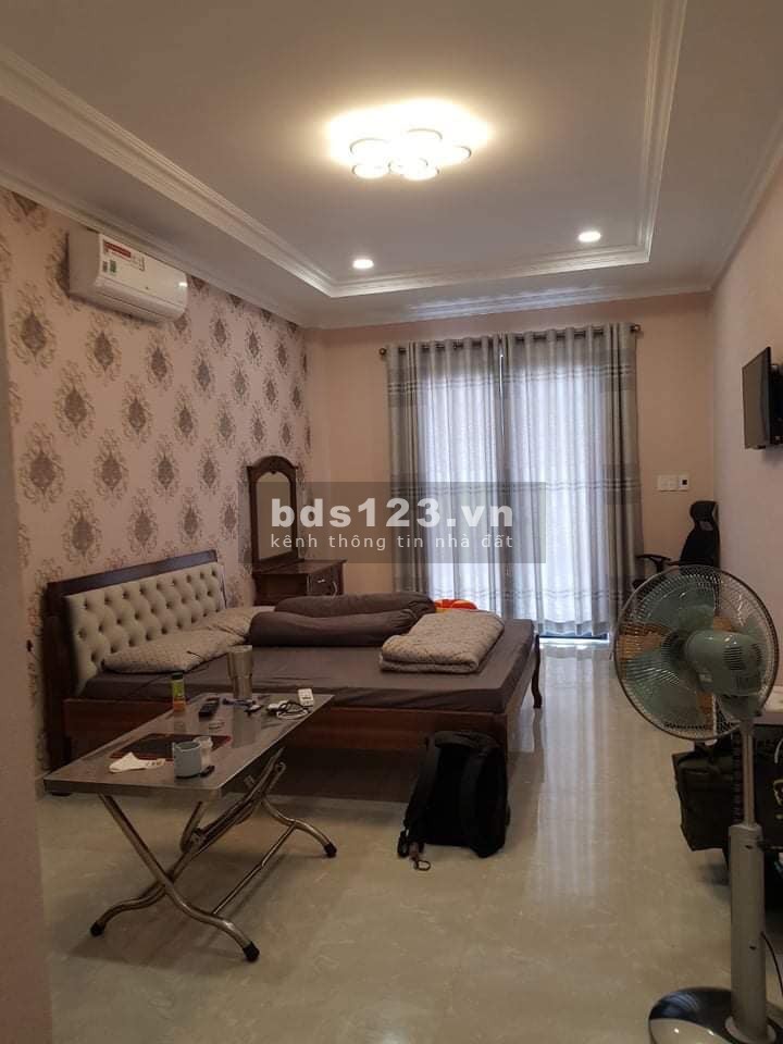 Bán nhà Hoàng Sa Q.3 58m2 4 PN sát hẻm xe tải giá 6.3 tỷ TL